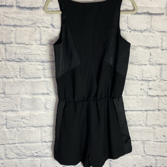 Parker Regina black sleeveless short romper medium NWT - Picture 5 of 8